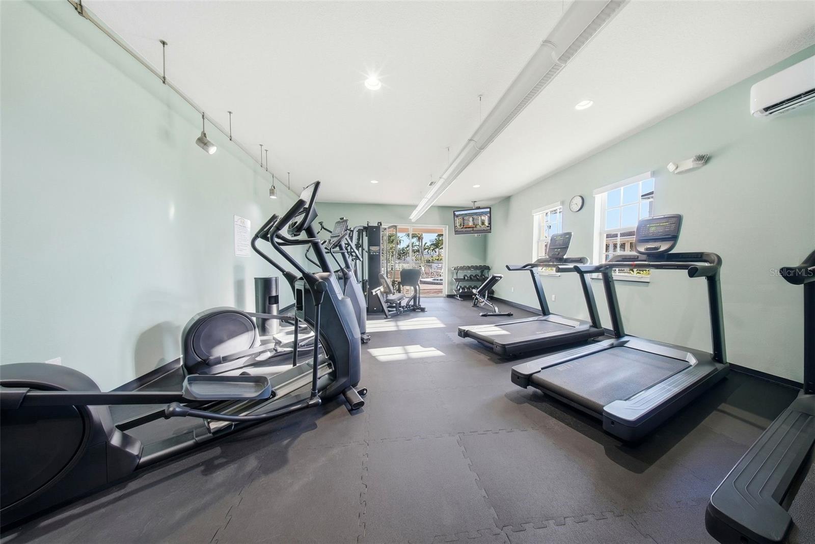 LAS BRISAS CONDO - Residential