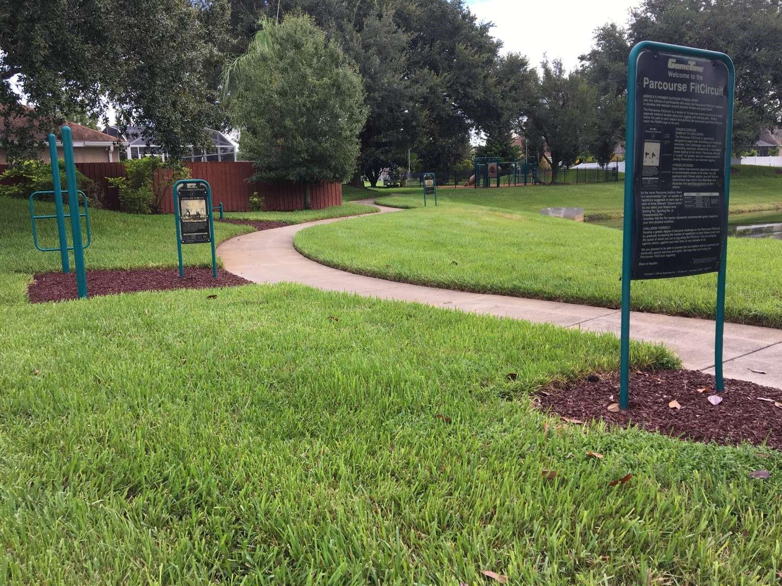 CRANES COVE - Residential