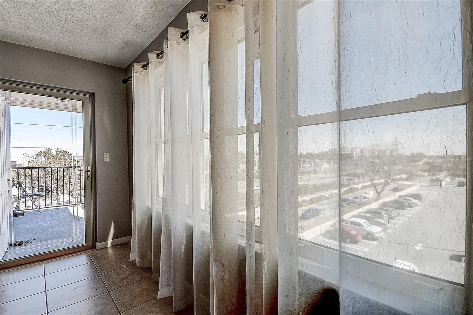 BAYWAY ISLES POINT BRITTANY FIVE - Residential