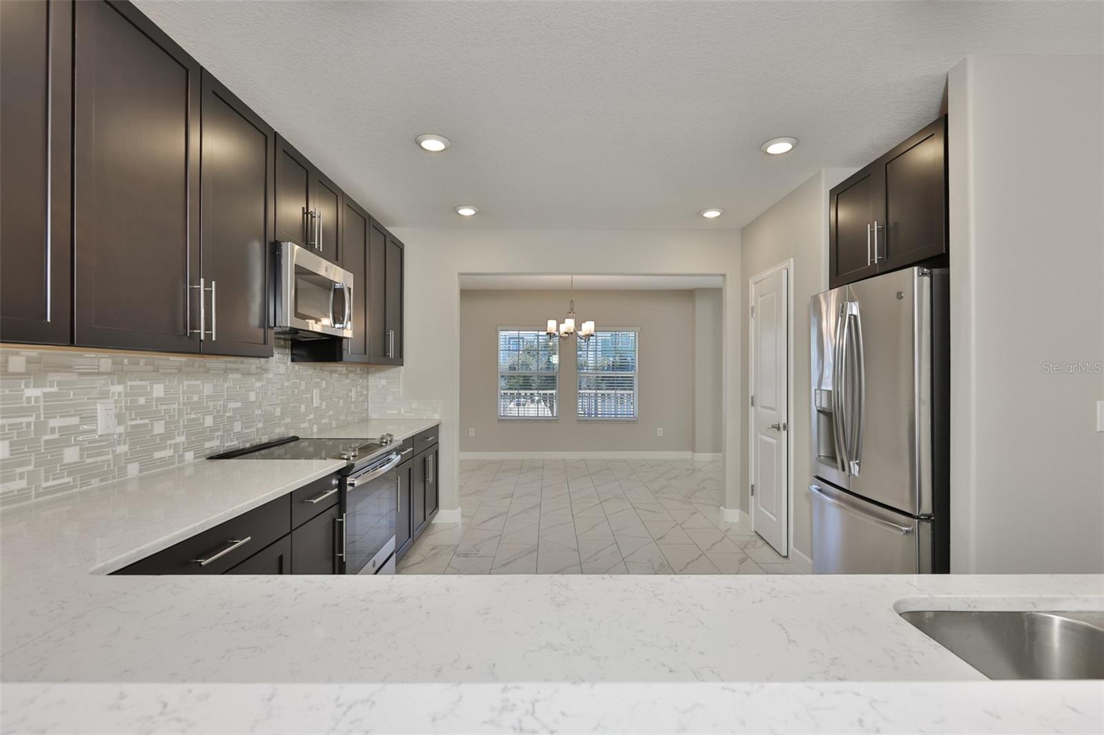 WEST END TWNHMS 2 - Residential Lease