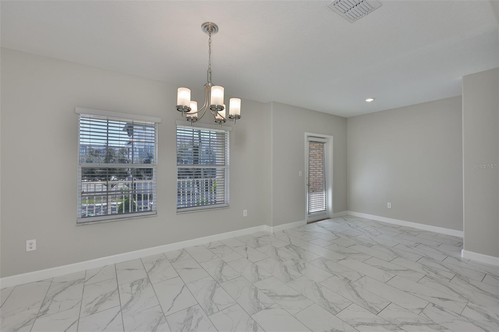 WEST END TWNHMS 2 - Residential Lease