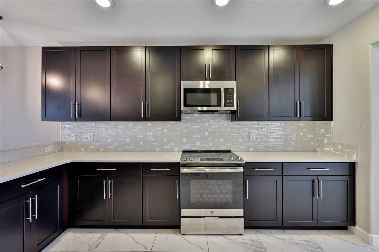 WEST END TWNHMS 2 - Residential Lease