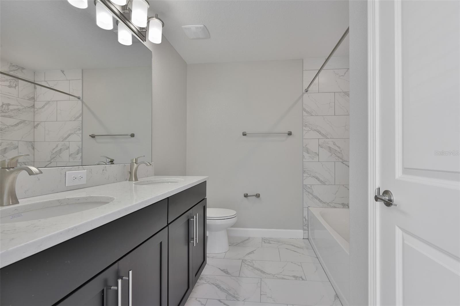 WEST END TWNHMS 2 - Residential Lease