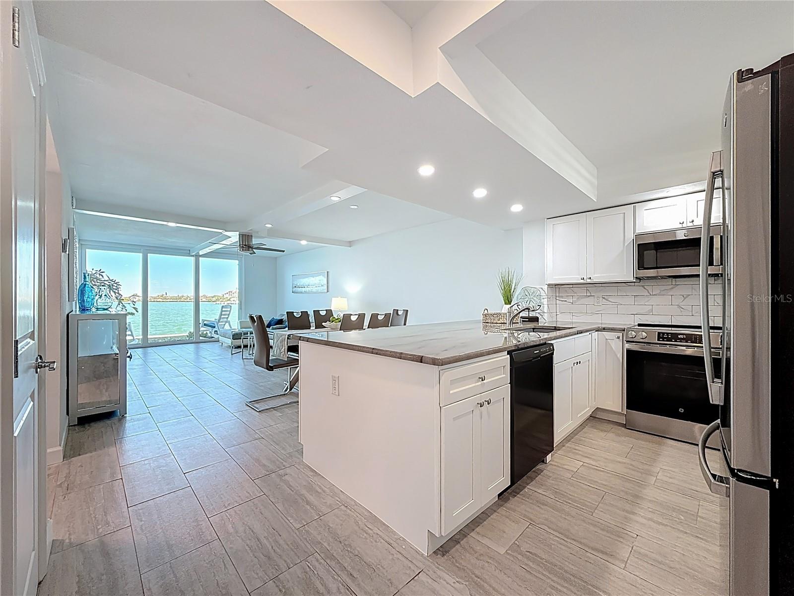 BAY ISLAND GROUP 4 - Residential