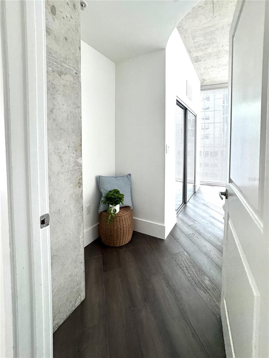 SOLAIRE/PLAZA CONDO - Residential