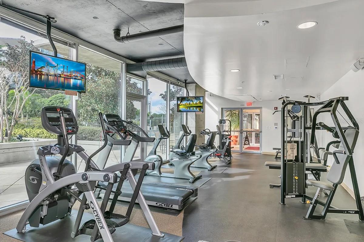 SOLAIRE/PLAZA CONDO - Residential