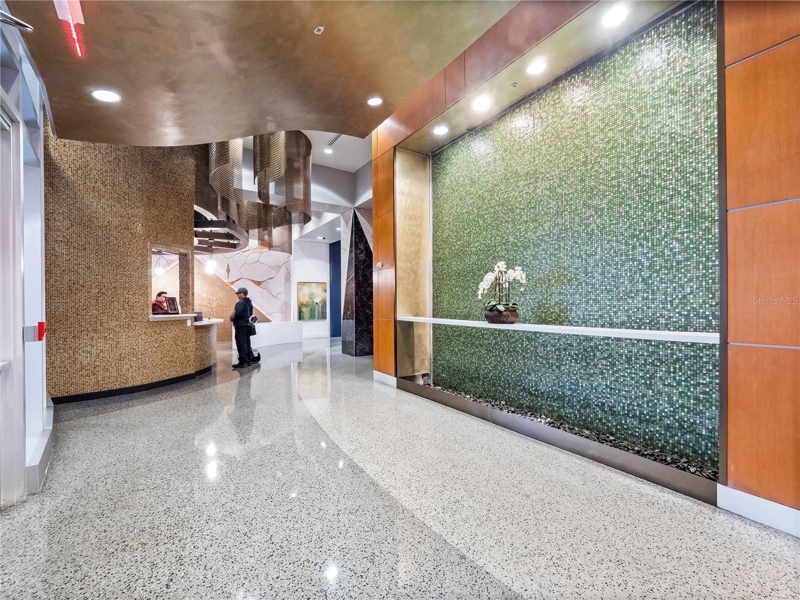 SOLAIRE/PLAZA CONDO - Residential