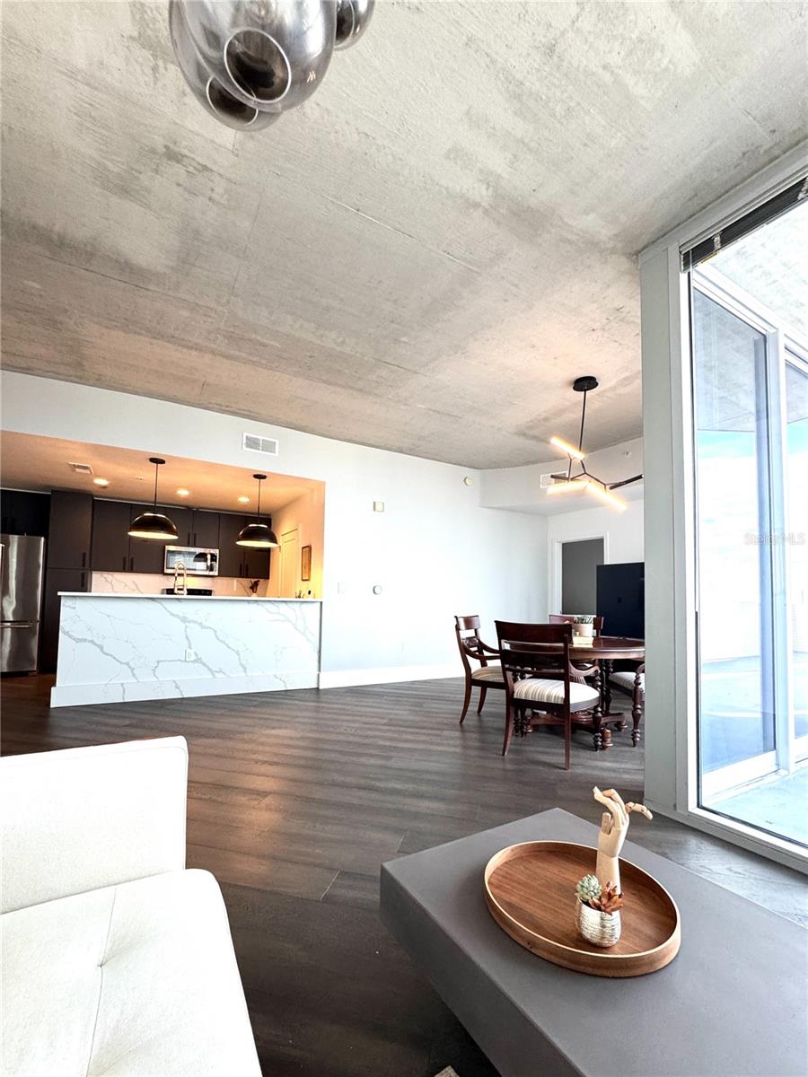 SOLAIRE/PLAZA CONDO - Residential