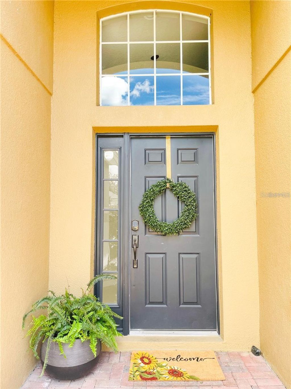 Photo of 9991 Brodbeck Boulevard, Orlando, FL 32832 (MLS # O6384582)