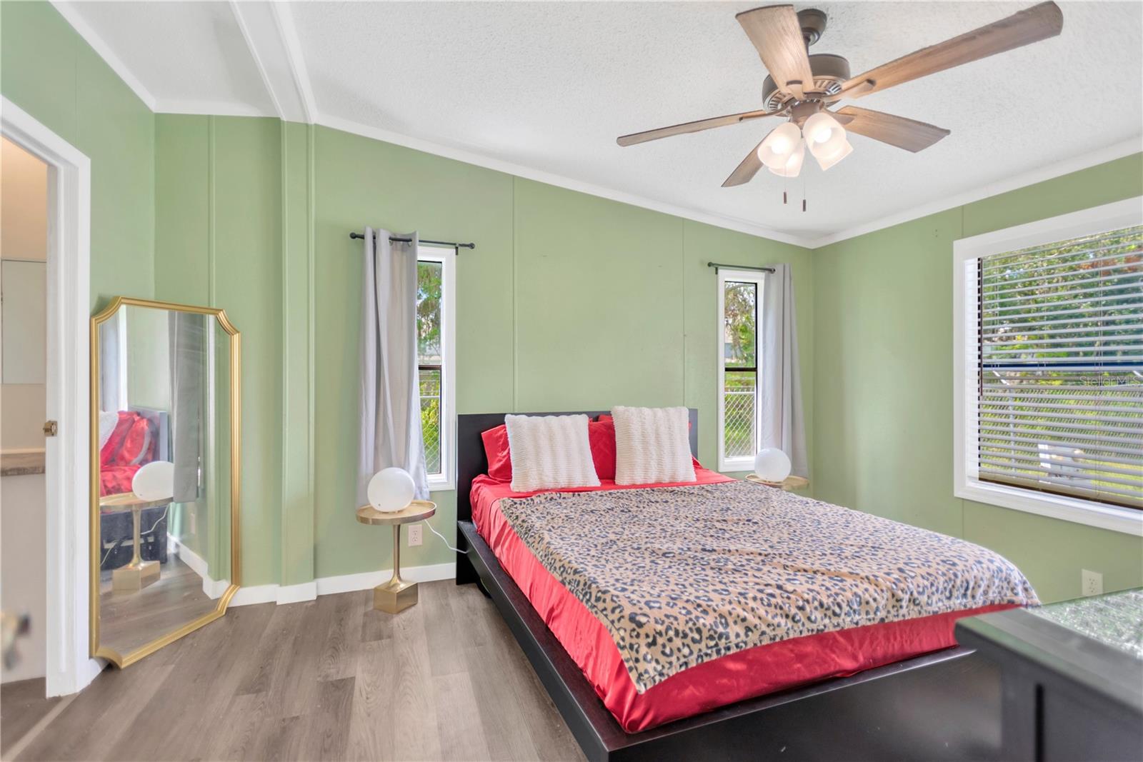 TIMBER LAKE ESTATES - Residential