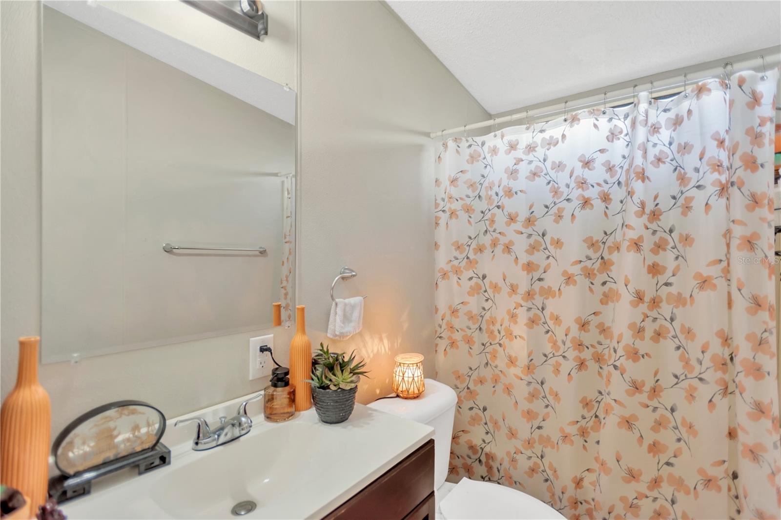 TIMBER LAKE ESTATES - Residential