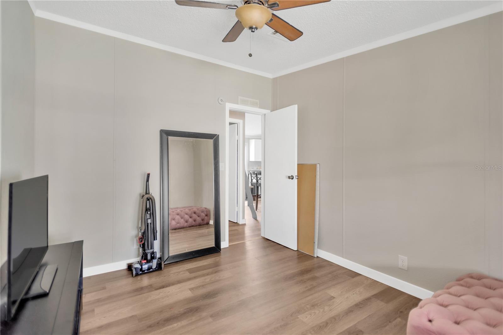 TIMBER LAKE ESTATES - Residential