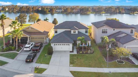 A home in LAKELAND