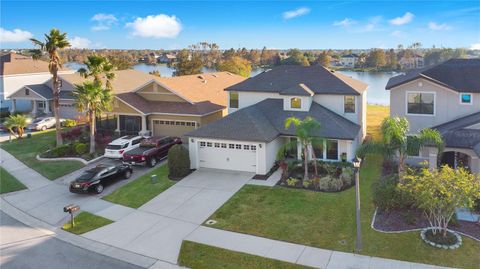 A home in LAKELAND