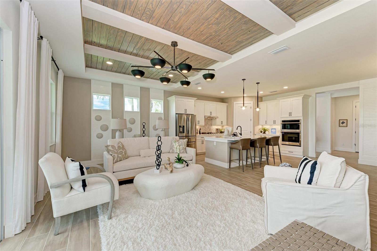 WATERCOLOR PLACE PH II - Residential Lease