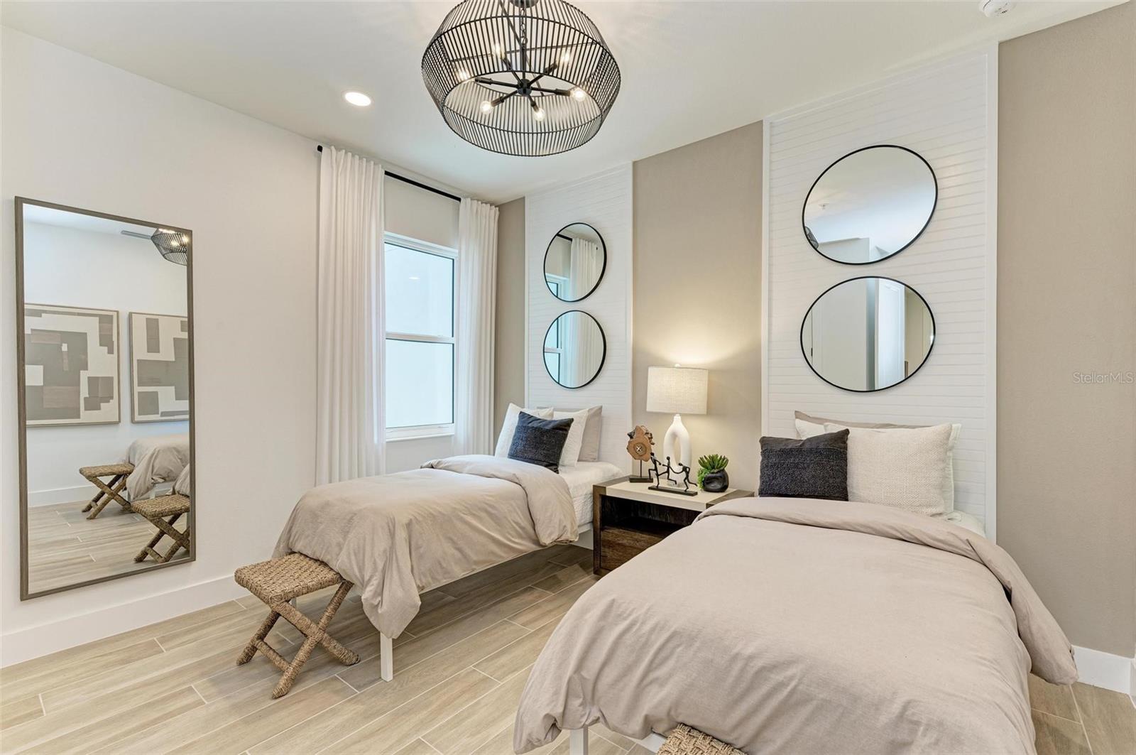 WATERCOLOR PLACE PH II - Residential Lease