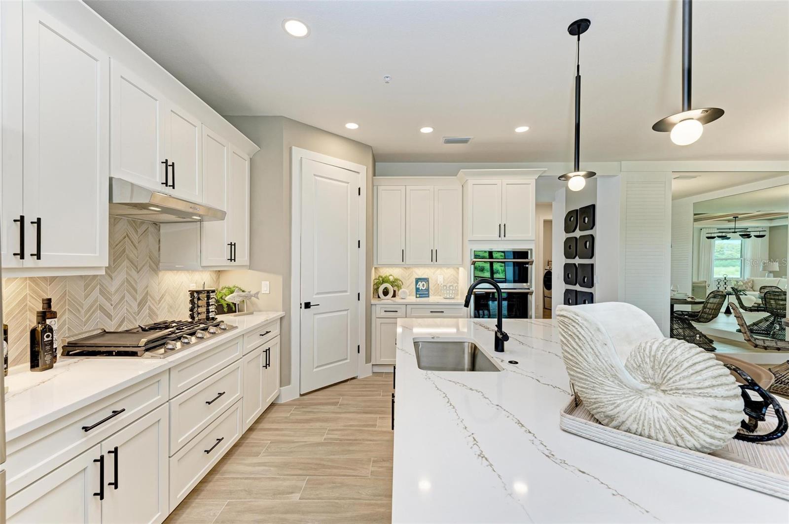 WATERCOLOR PLACE PH II - Residential Lease