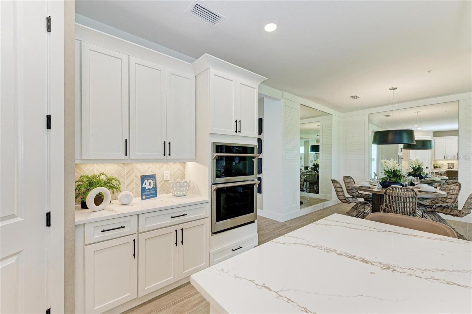 WATERCOLOR PLACE PH II - Residential Lease