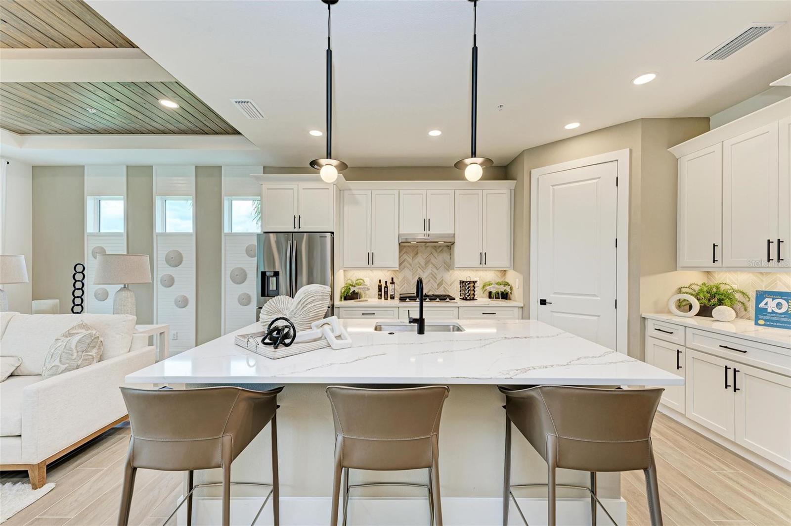 WATERCOLOR PLACE PH II - Residential Lease