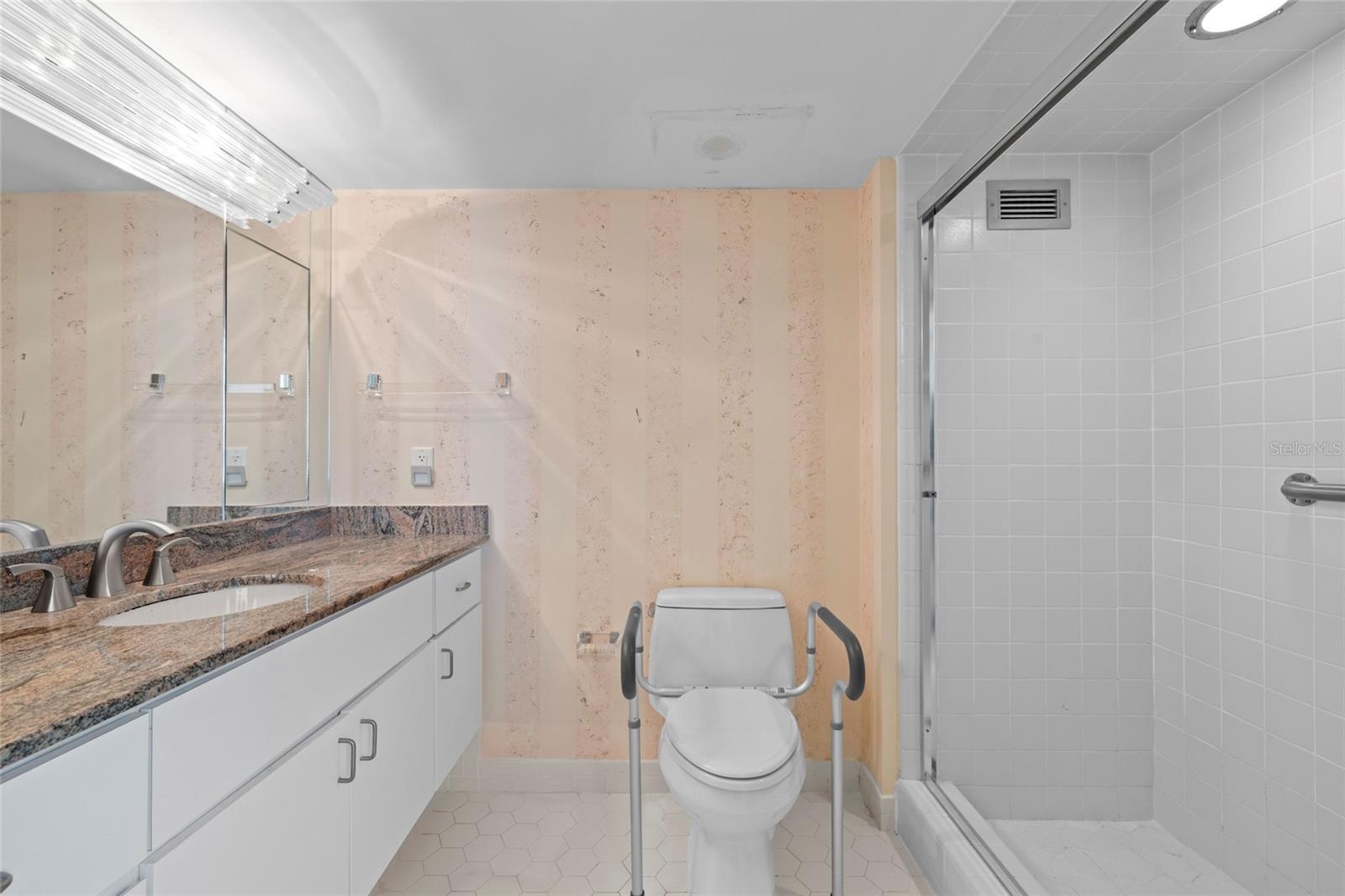 SEA GATE CLUB - Residential