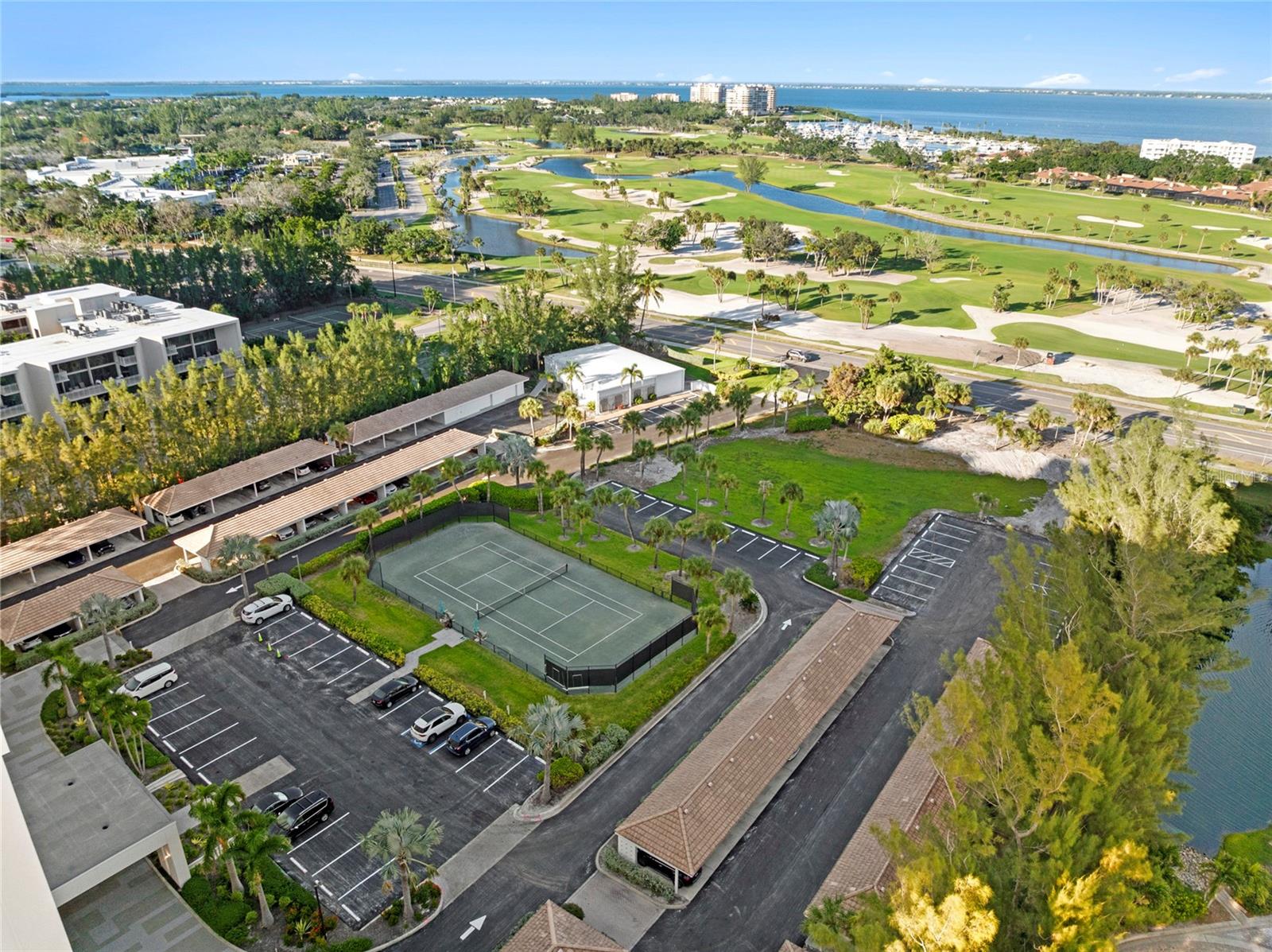 SEA GATE CLUB - Residential