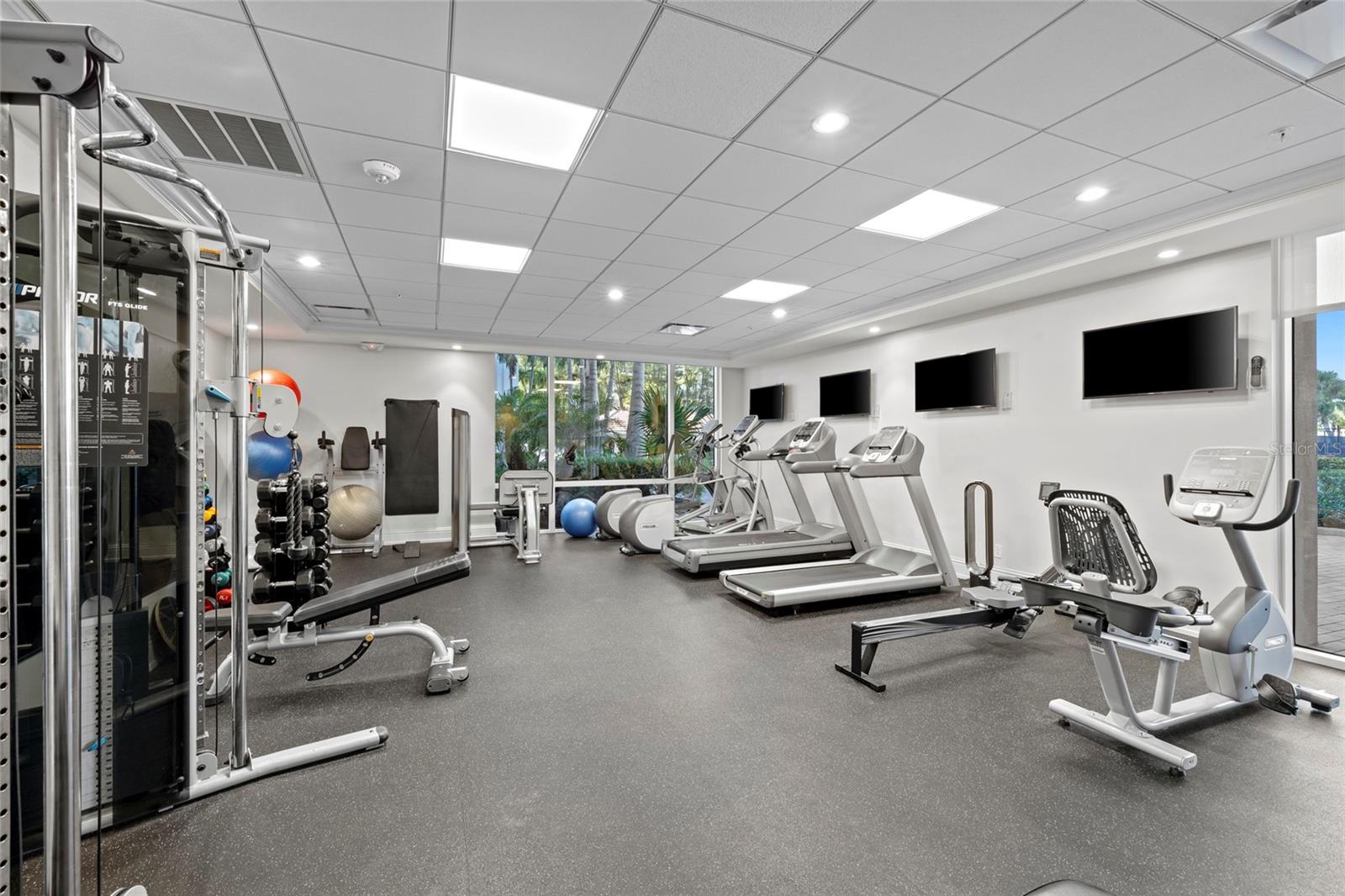 SEA GATE CLUB - Residential