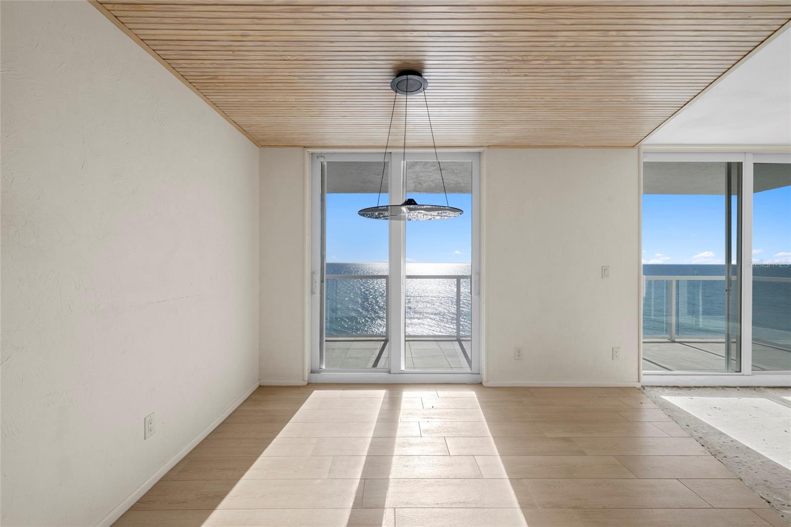 SEA GATE CLUB - Residential