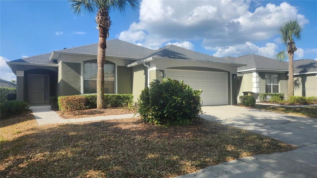 Photo of 2618 Emerald Island Boulevard, Kissimmee, FL 34747 (MLS # S5147676)