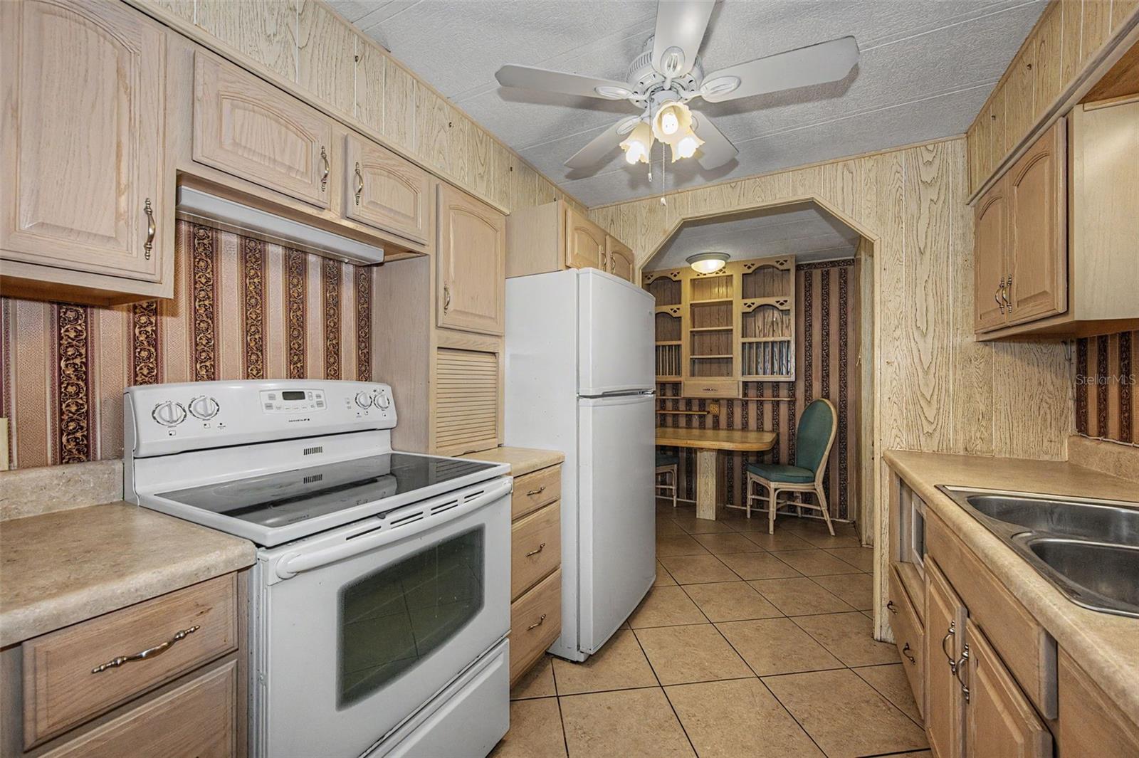 39820 US HIGHWAY 19 N 106