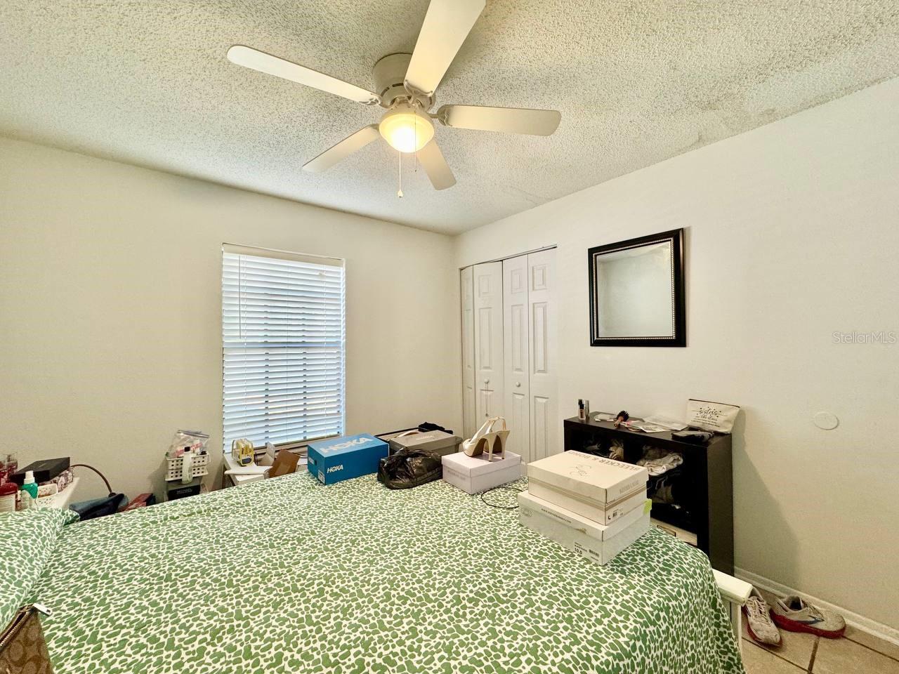 GLENDALE VILLAS A CONDO - Residential Lease