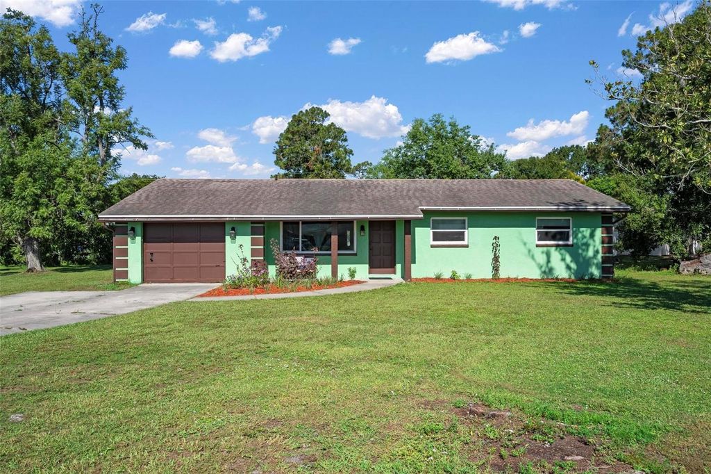 Photo of 4032 Westminster Drive, Sarasota, FL 34241 (MLS # A4661410)