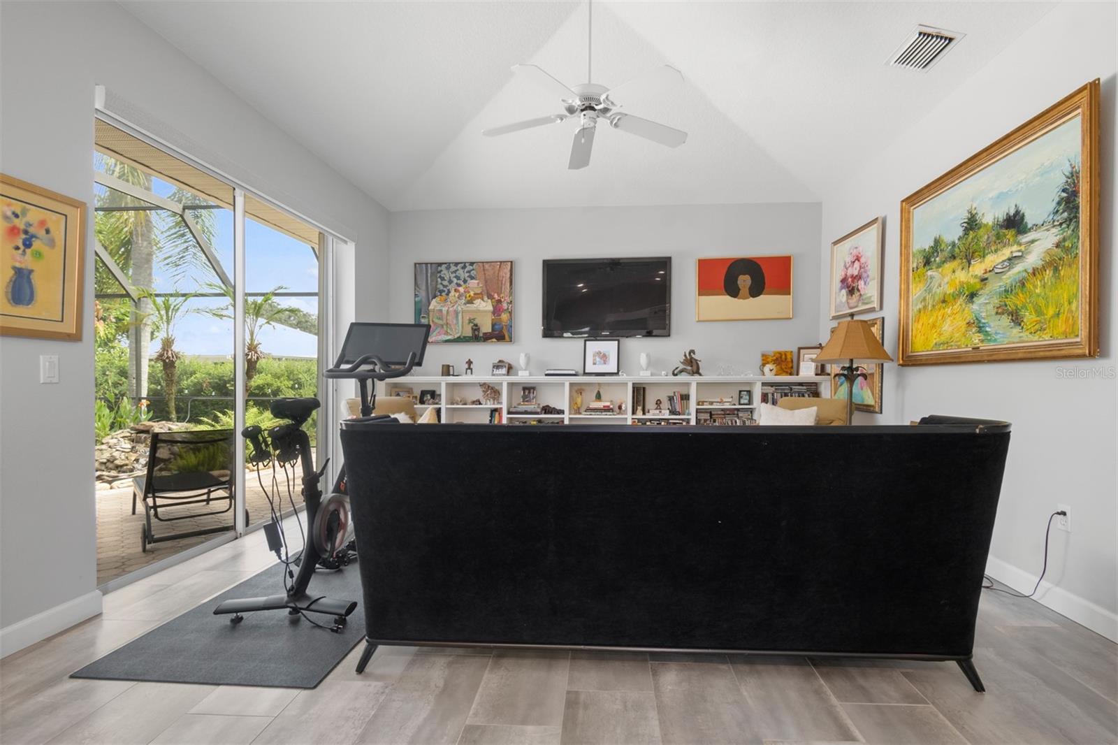 MAGNOLIA POND - Residential