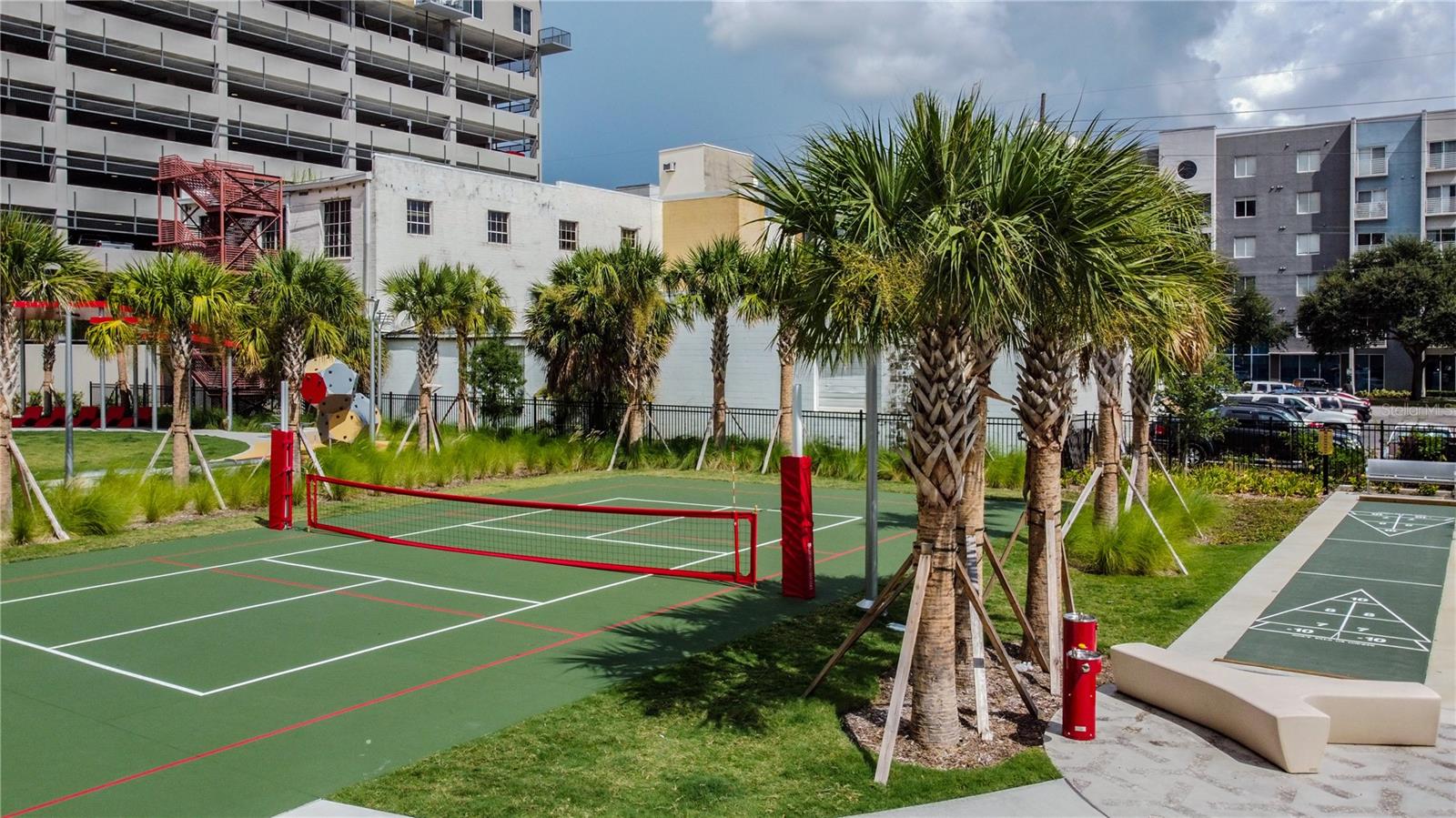 GRAND CENTRAL AT KENNEDY RESIDENCES A CONDOMINIUM - Residential