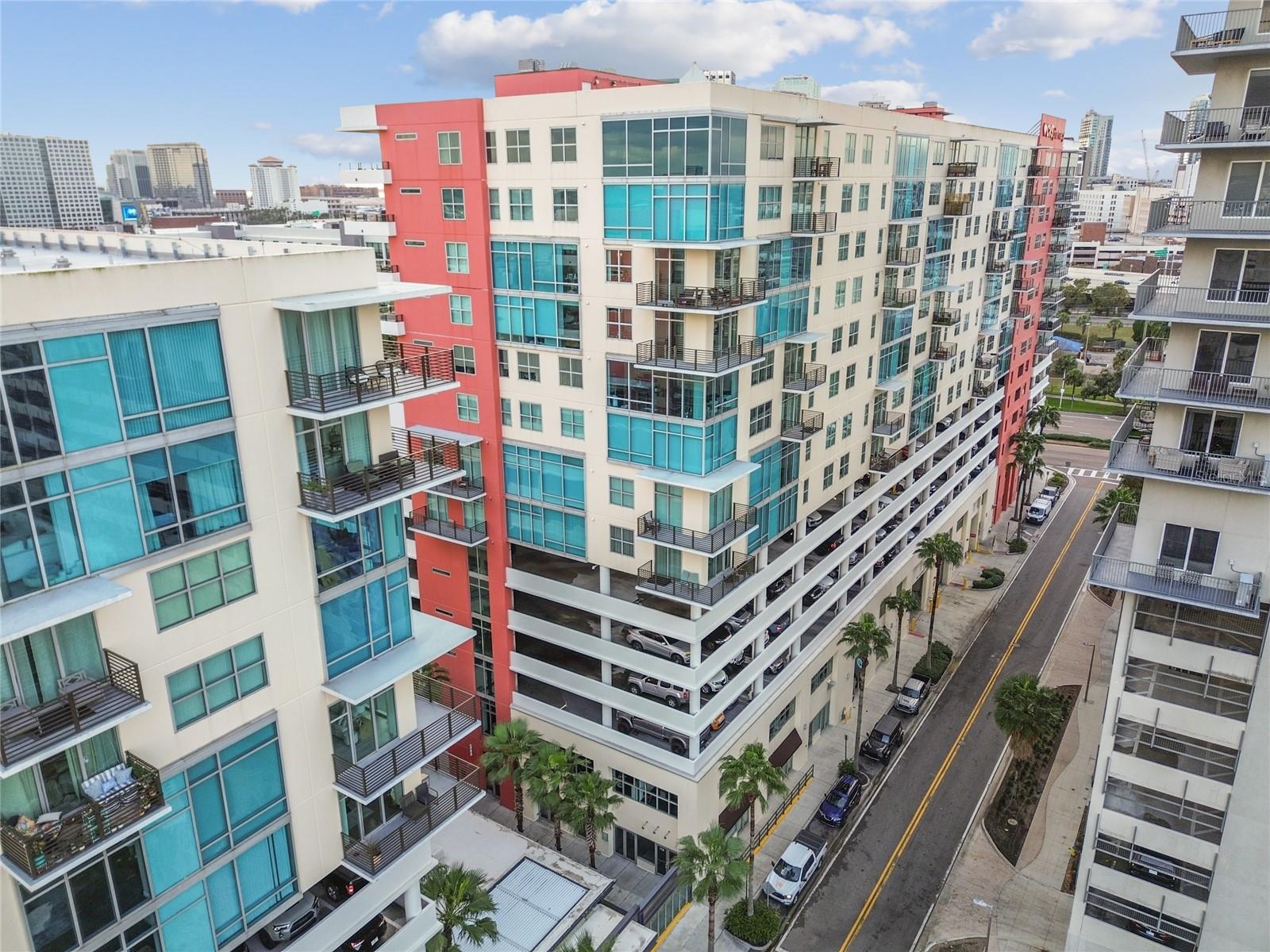 GRAND CENTRAL AT KENNEDY RESIDENCES A CONDOMINIUM - Residential