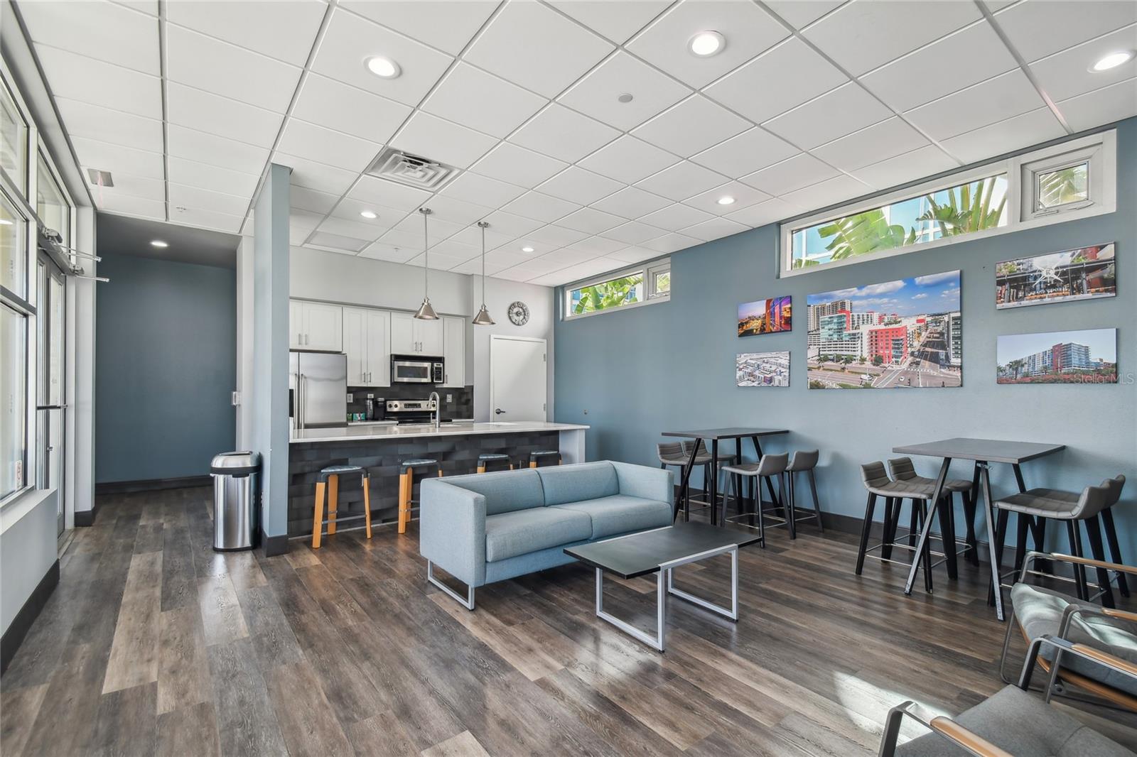 GRAND CENTRAL AT KENNEDY RESIDENCES A CONDOMINIUM - Residential