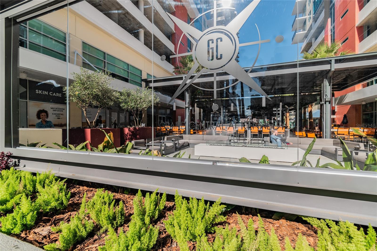 GRAND CENTRAL AT KENNEDY RESIDENCES A CONDOMINIUM - Residential