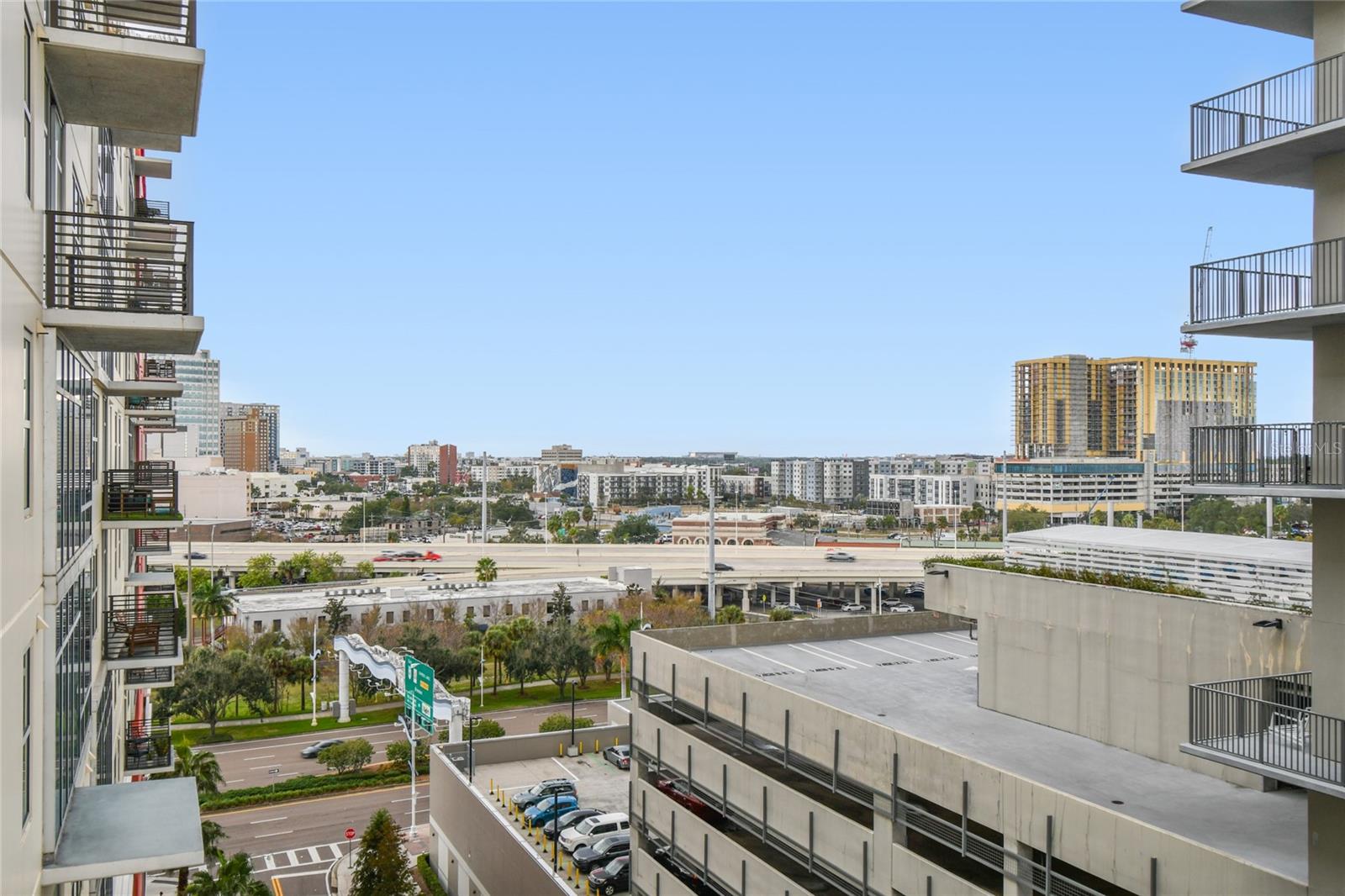 GRAND CENTRAL AT KENNEDY RESIDENCES A CONDOMINIUM - Residential