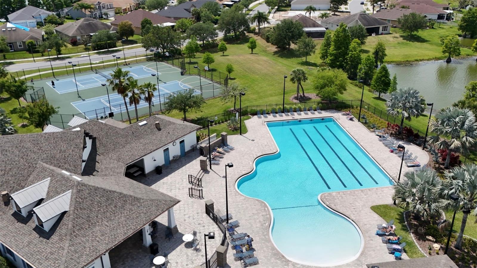 VILLAGES/BRIDGEWATERVILLAGE 08 - Residential