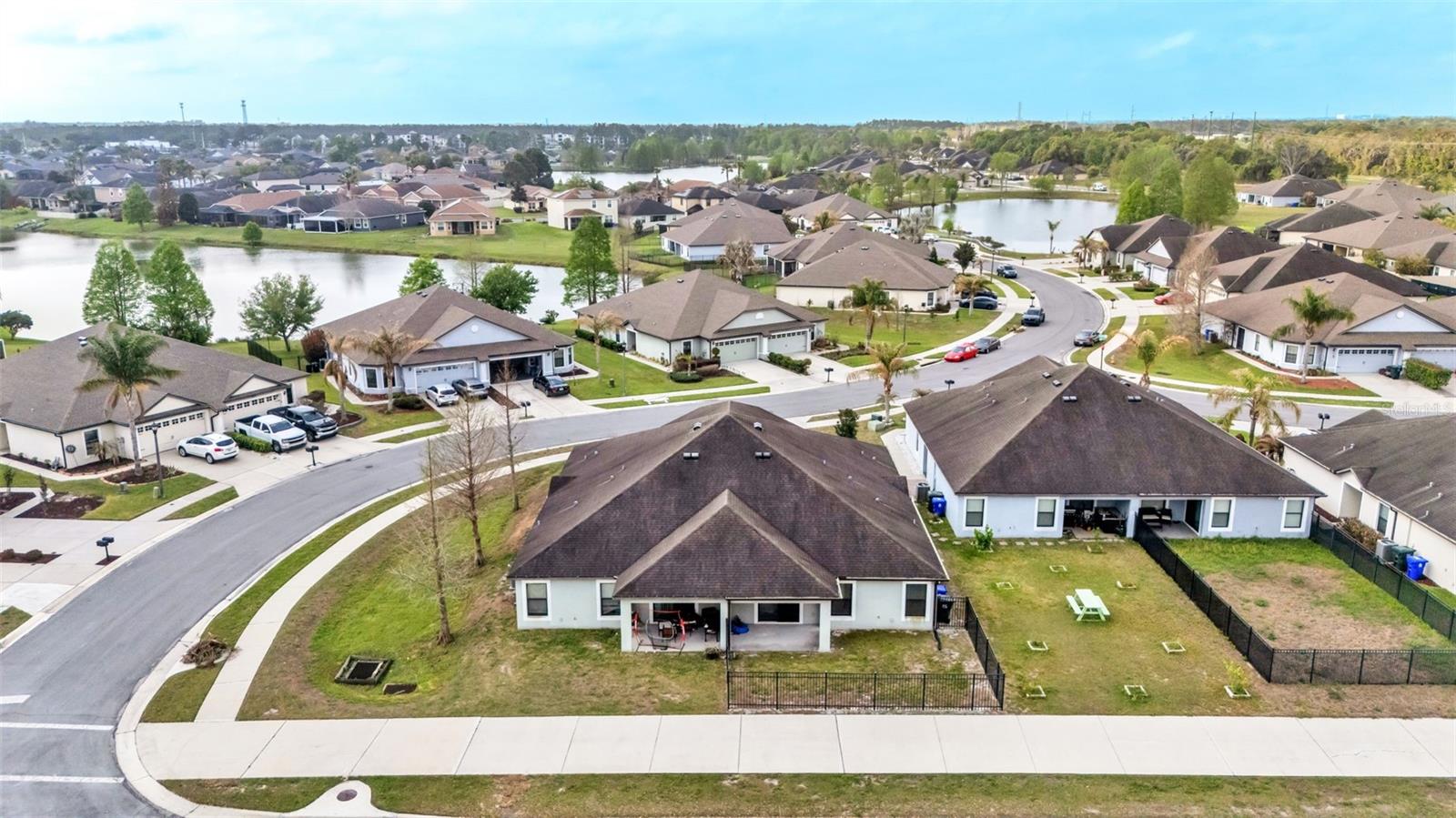 VILLAGES/BRIDGEWATERVILLAGE 08 - Residential