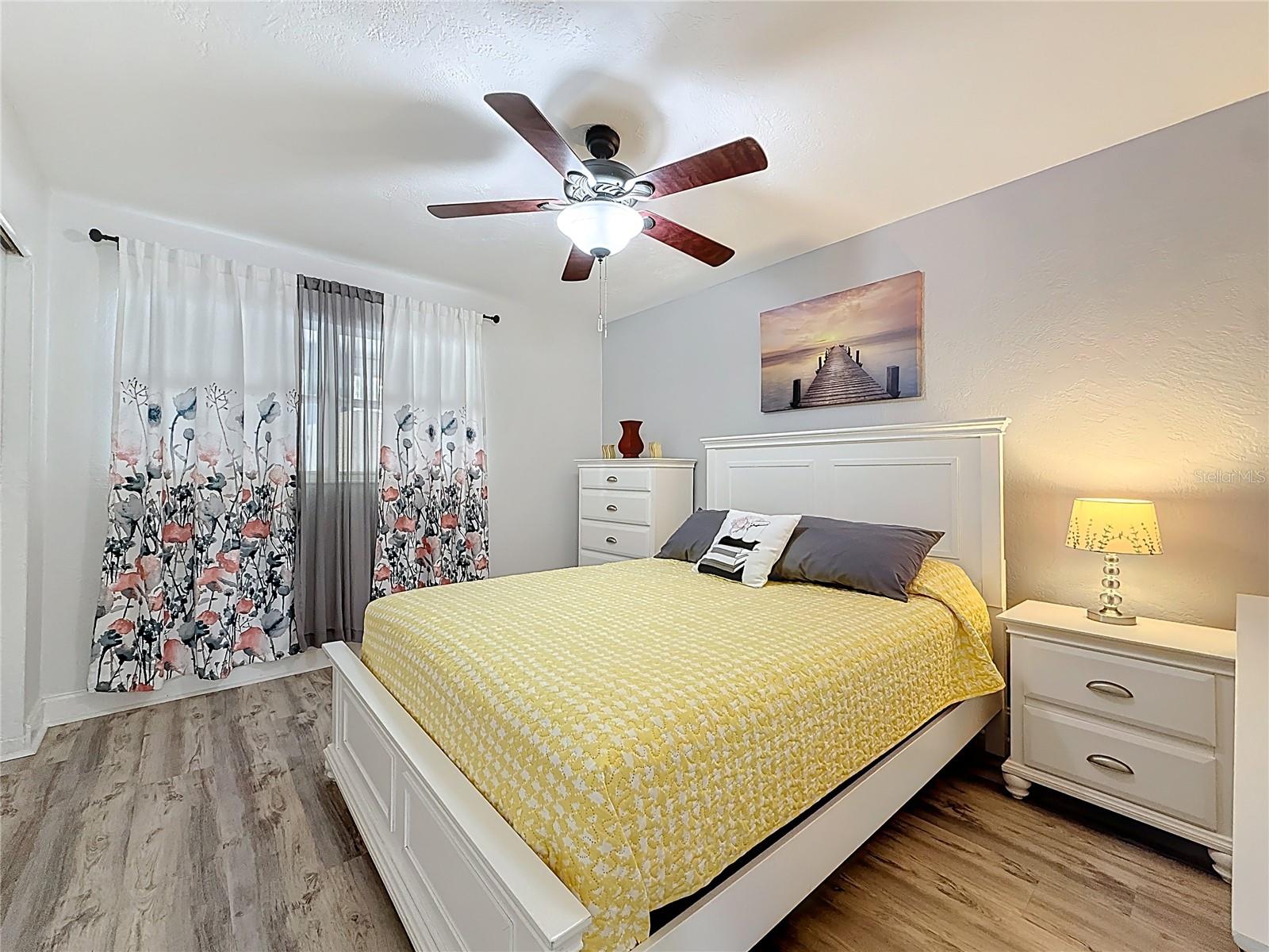 CLEARVIEW OAKS PARADISE - Residential