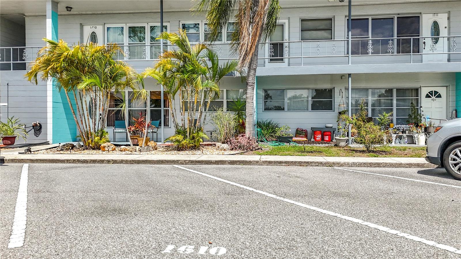 CLEARVIEW OAKS PARADISE - Residential