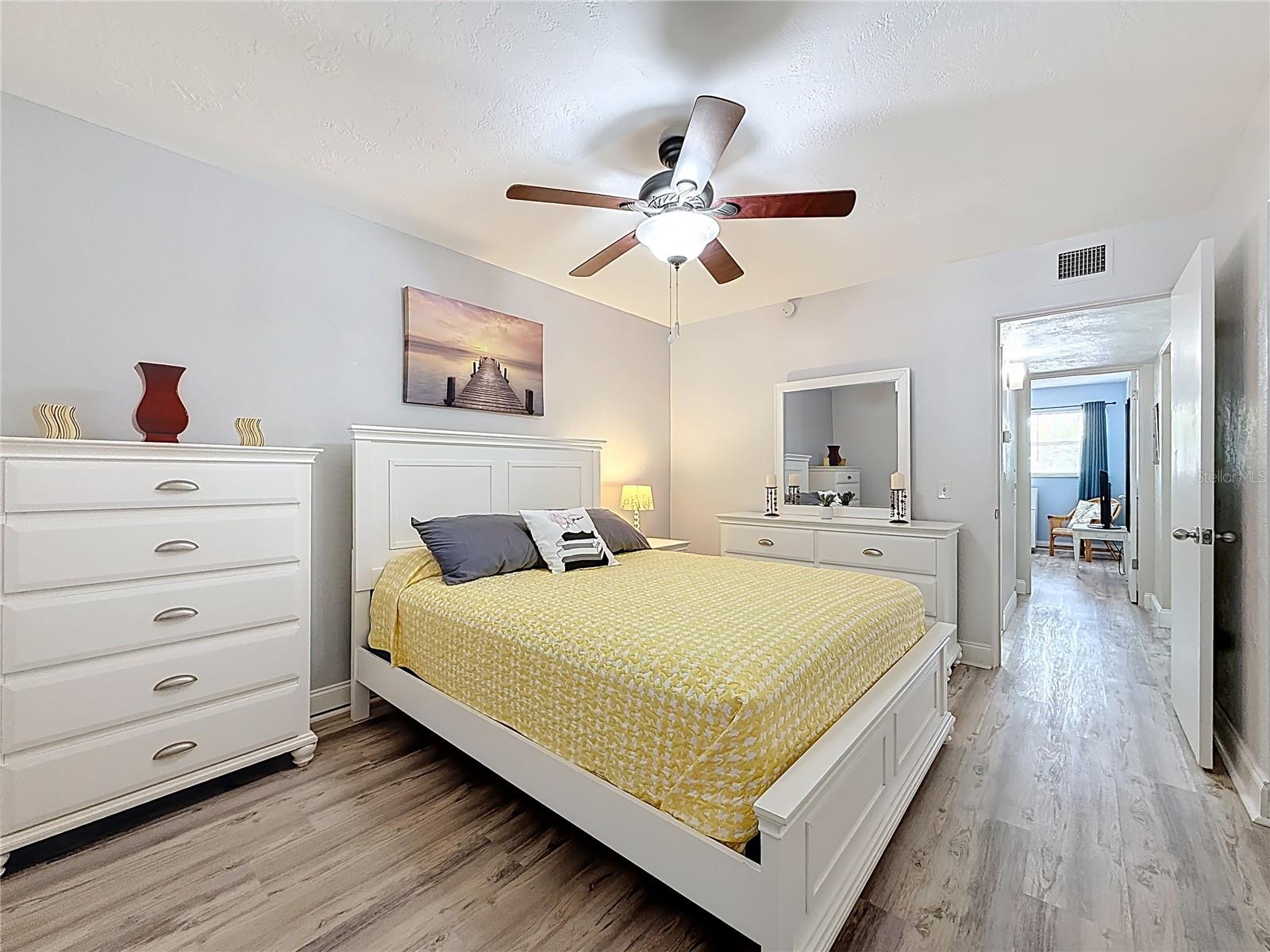 CLEARVIEW OAKS PARADISE - Residential