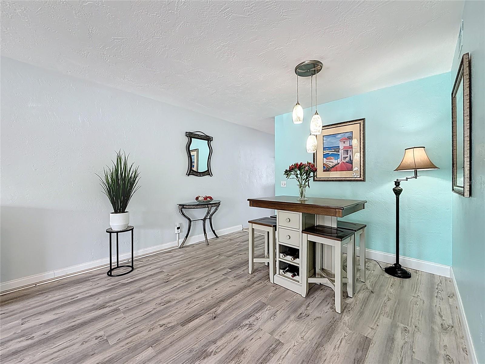 CLEARVIEW OAKS PARADISE - Residential