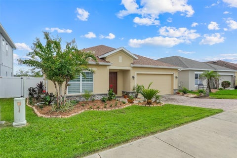 Tiny photo for 491 Kestrel Drive, Groveland, FL 34736 (MLS # G5117089)