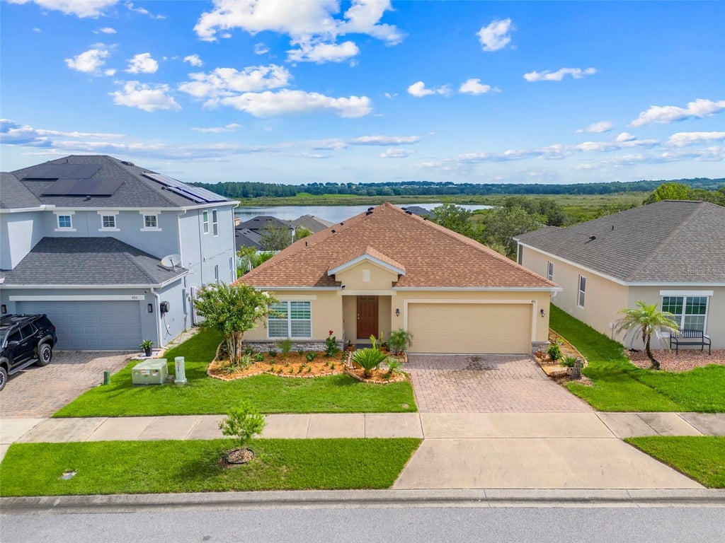 Photo of 491 Kestrel Drive, Groveland, FL 34736 (MLS # G5117089)