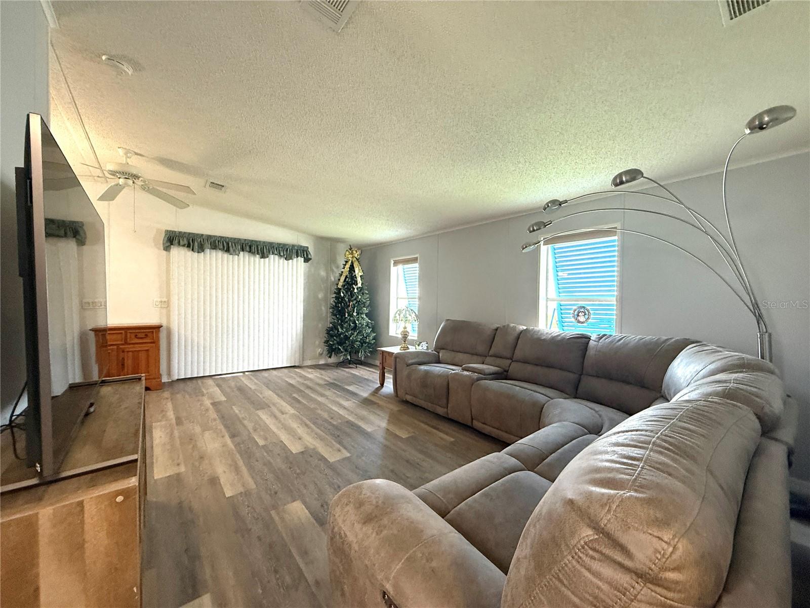 132 S SAINT THOMAS CIRCLE