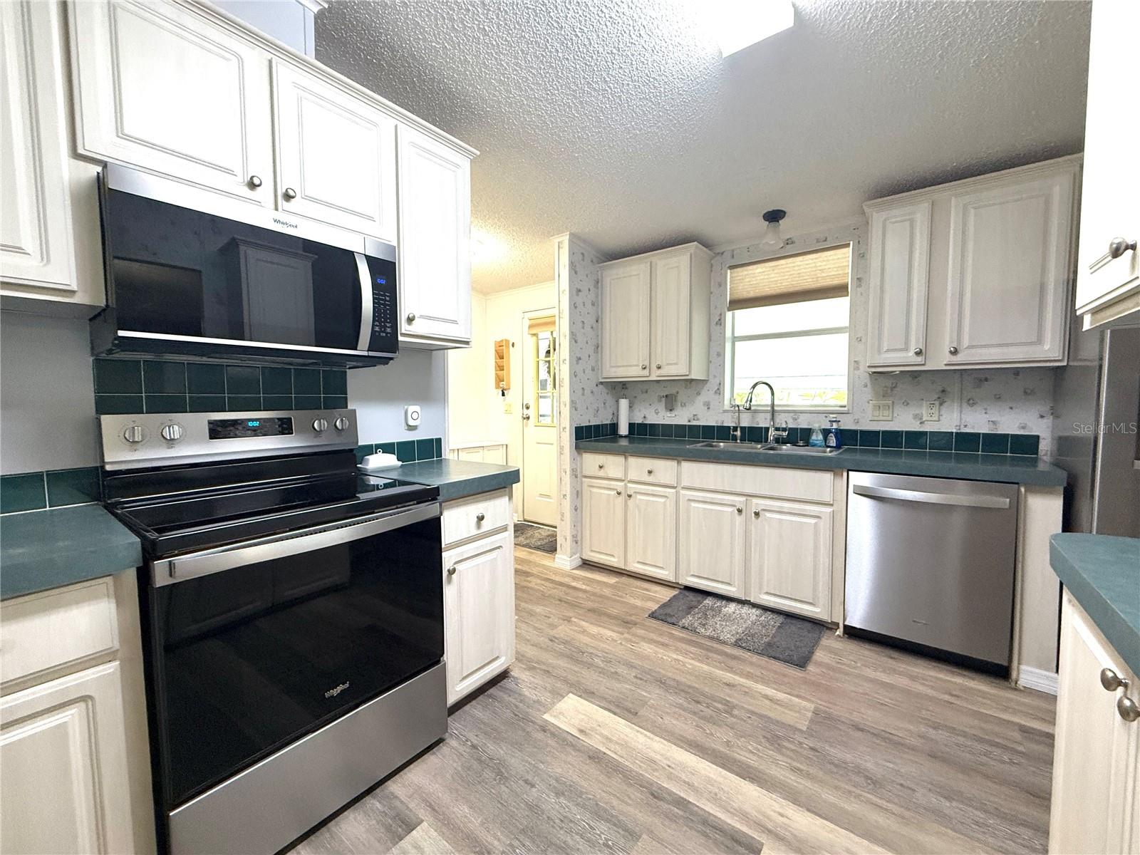 132 S SAINT THOMAS CIRCLE