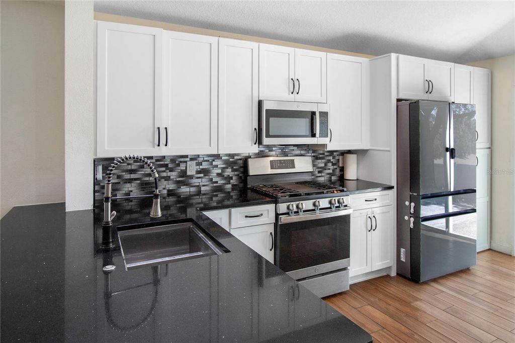 Photo of 302 Summer Sails Drive, Valrico, FL 33594 (MLS # TB8377141)