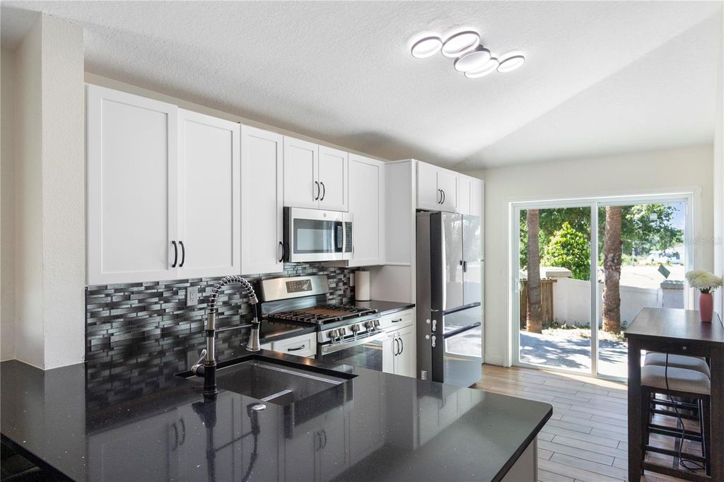 Photo of 302 Summer Sails Drive, Valrico, FL 33594 (MLS # TB8377141)