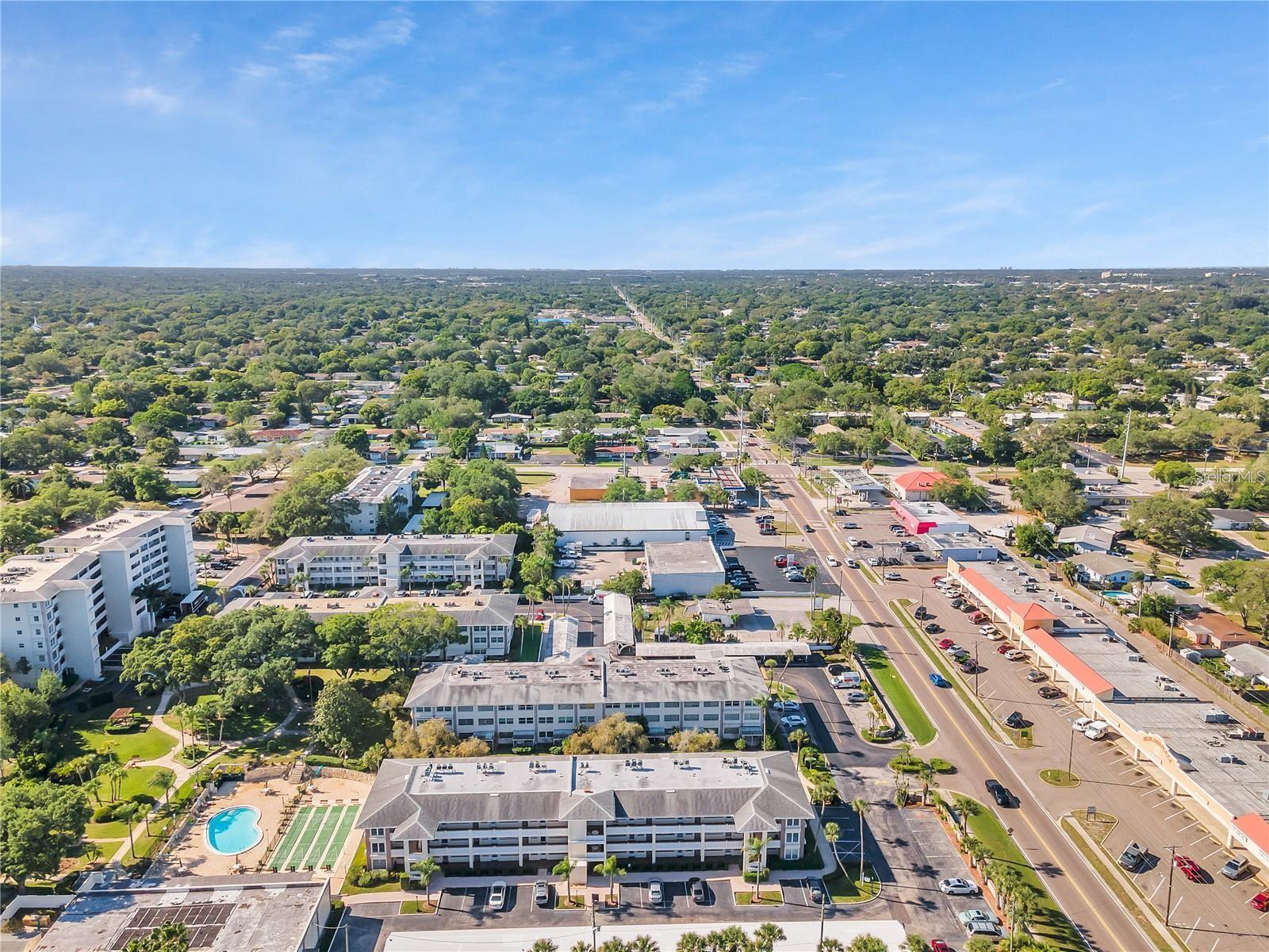 KALMIA CONDO - Residential